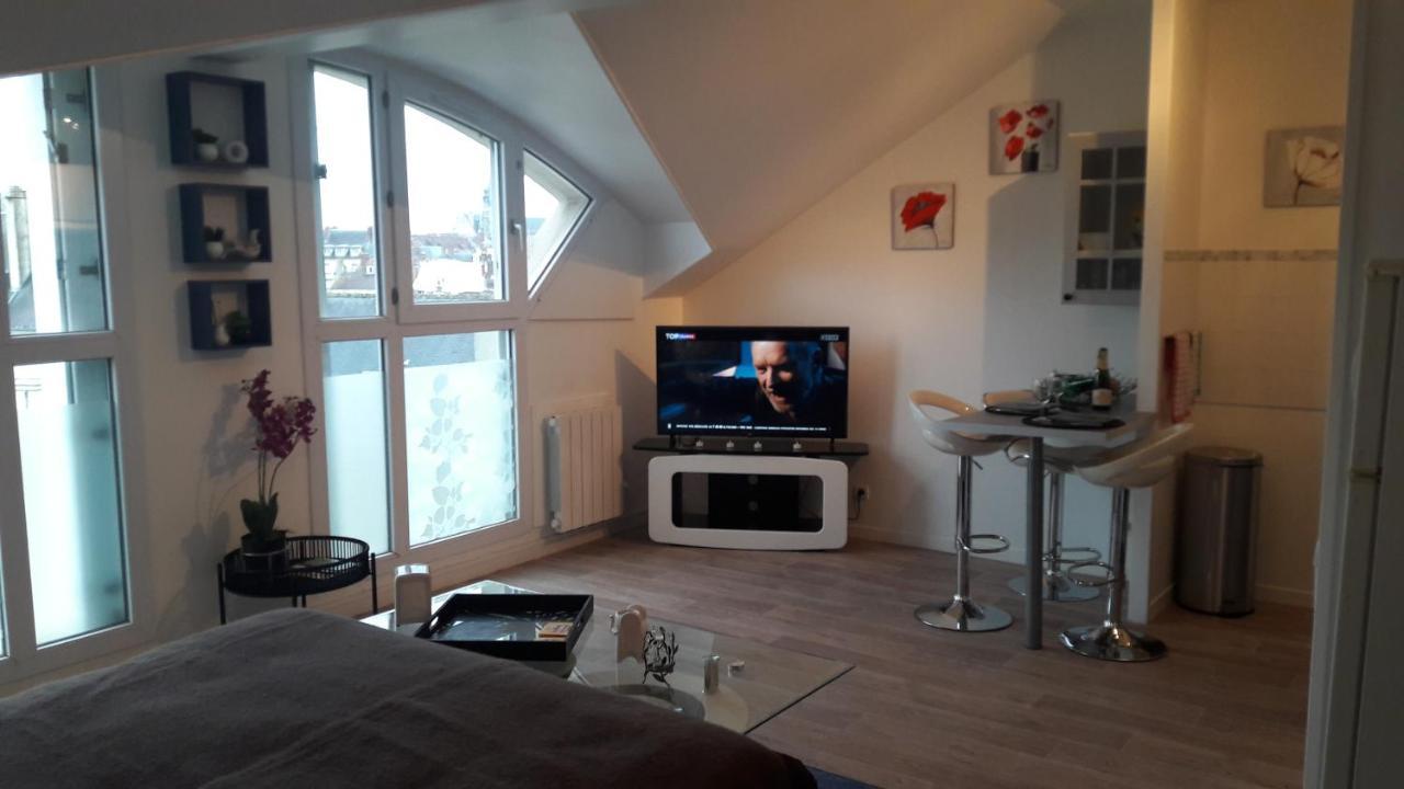 Ferienwohnung Le Parmentier Compiègne Exterior foto